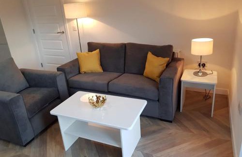 Auchengray Apartment | 7 Royal View Apartments