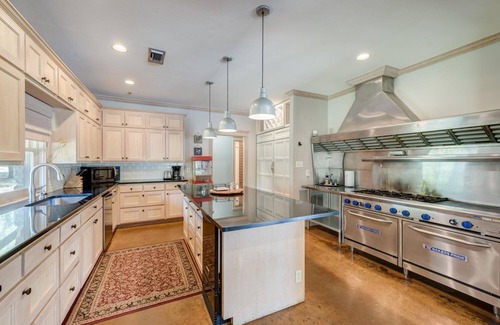 Fort Worth House | 70 Acre Farm Retreat in North Fort Worth - Sanders Hitch