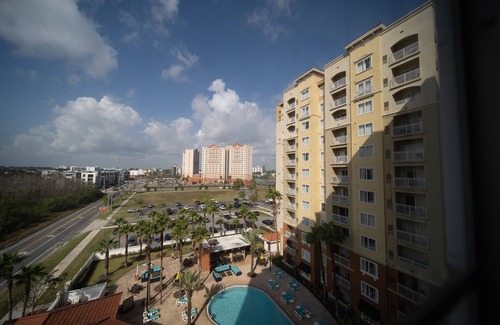 Florida Center Apartment | 705H Luxury suite w/Pool view close to Universal Studios Orlando