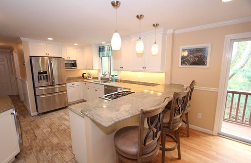 North Falmouth House | 72 Bay Rd North Falmouth- Cozy home 1 mile from beach, pet-friendly!