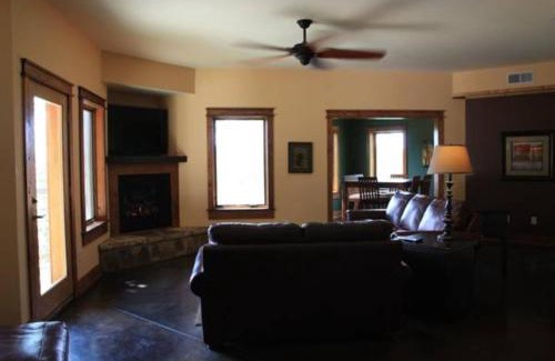 Pikeville House | #722 Trout Hill Condo at Fall Creek Falls