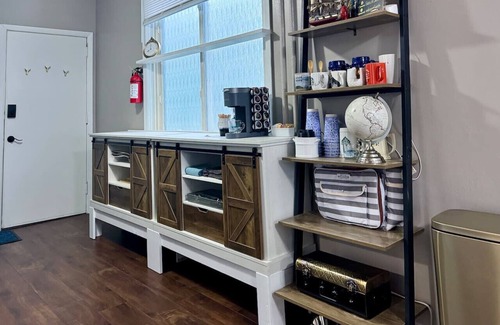Observation Hill Apartment | 727-1 Captains Quarters