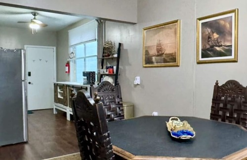 Observation Hill Apartment | 727-1 Captains Quarters