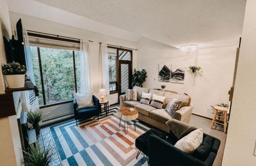 Glacier House | 73SW - A Perfect Family Getaway WIFI, Great Resort Amenities