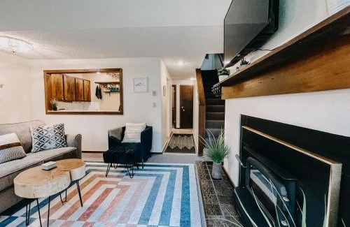 Glacier House | 73SW - A Perfect Family Getaway WIFI, Great Resort Amenities