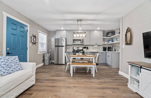 Mission Beach Apartment | 753 1B1B Steps from Mission Beach Boardwalk