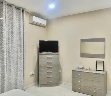 Reggio Calabria Apartment | 76 Avenue Suites Wi-Fi - Shuttle
