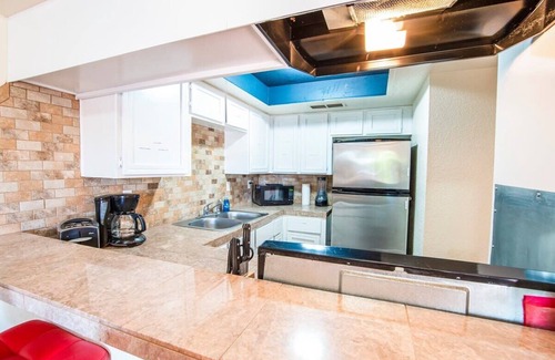 Casa Grande Condo | 77 Sunny Casa Grande 2bd 2ba condo w heated pool NO PETS
