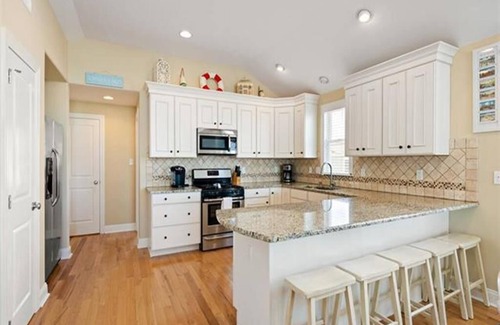 Townsend's Inlet Condo | 7708 Central Avenue North