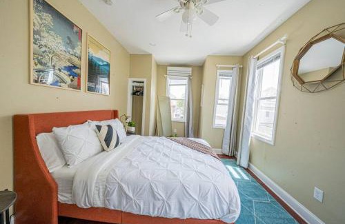 Atlantic City Apartment | 7BR 7BA Big House 1 block from Tropicana and Beach