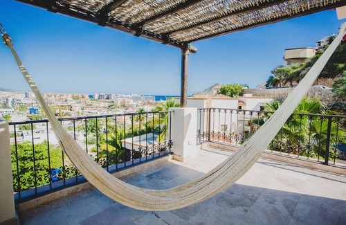 Centro House | 7Br/8bth Walking distance to town! Great REVIEWS!
