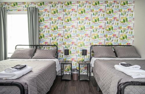 Church Street House | 7BR - Family Friendly Stay - 10 mins from Airport