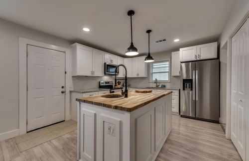 Fort Worth House | 7mi from Downtown Ft. Worth Home Away From Home