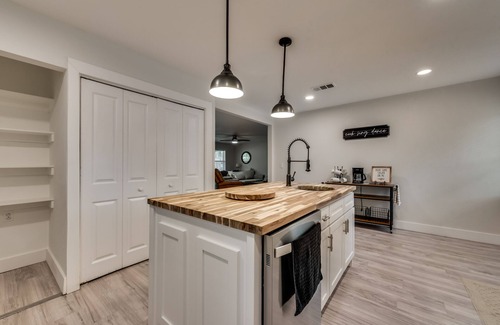 Fort Worth House | 7mi from Downtown Ft. Worth Home Away From Home