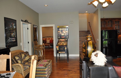 Seneca House | 7mi to Clemson Custom Family Luxury Lakehome Game room+ Basketball+ Fire Pit