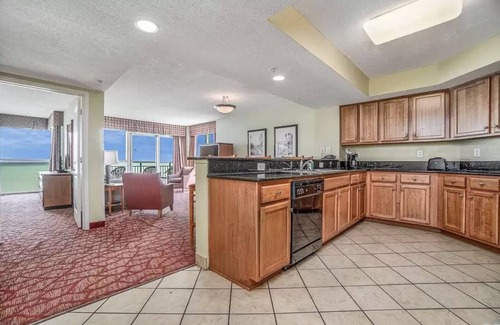Downtown Myrtle Beach Condo | 7th Floor, 2 Bedroom, Magnificent Ocean Front, Bayview Resort, Myrtle Beach