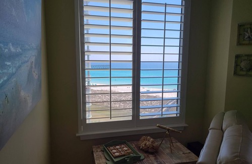 Navarre Beach Condo | 7th floor 2 bedroom 2 bath oceanfront condo at Beach Colony West.
