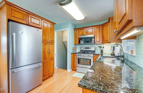 North Cape May House | 8 Blocks to Beach: BBQ-Ready North Cape May Home!