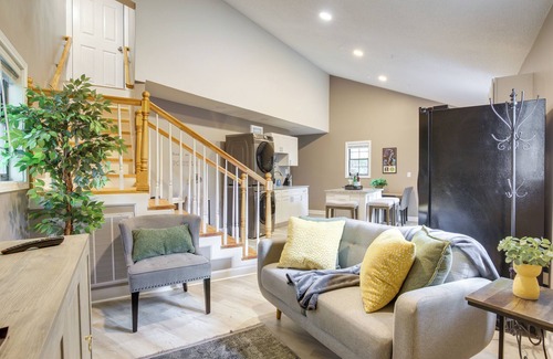 University District Apartment | 8 Mi to Beale St: Cozy Apt in Memphis!