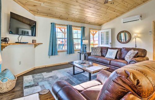 Cherokee House | 8 Mi to Great Smoky Mtn National Park Cozy Cabin