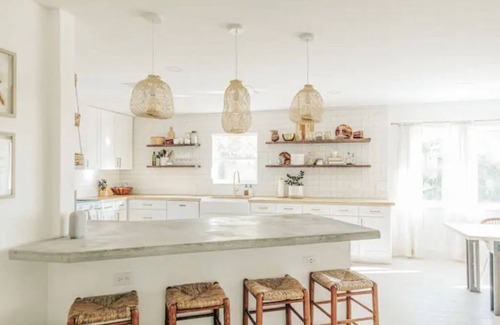 Stuart House | 8 minutes from Beach & Downtown: Surf House Stuart