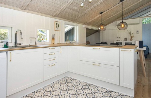Pøt Strandby House | 8 person holiday home in Juelsminde-By Traum