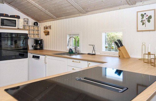 Pøt Strandby House | 8 person holiday home in Juelsminde-By Traum