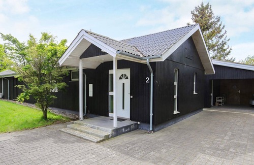 Bøtø By House | 8 person holiday home in Væggerløse