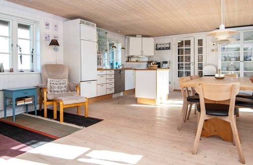 Sondervig House | 8 person holiday home in Ringkøbing-By Traum