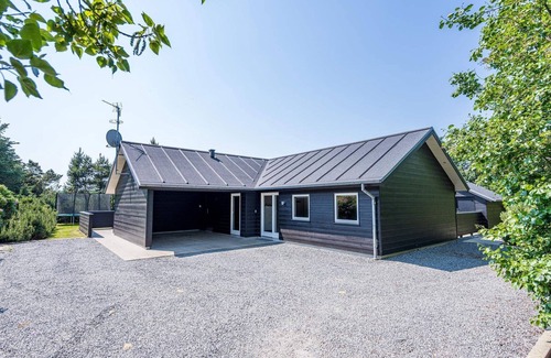Blavand Strand House | 8 person holiday home in Blåvand