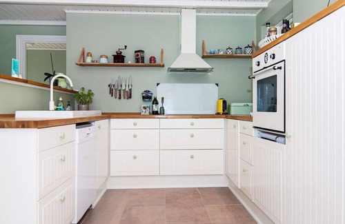 Femmøller House | 8 person holiday home in Ebeltoft