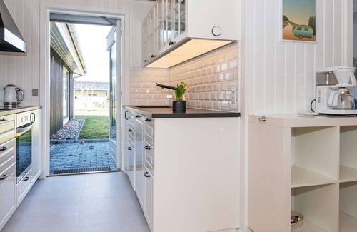 Vibæk Strand House | 8 person holiday home in Ebeltoft-By Traum