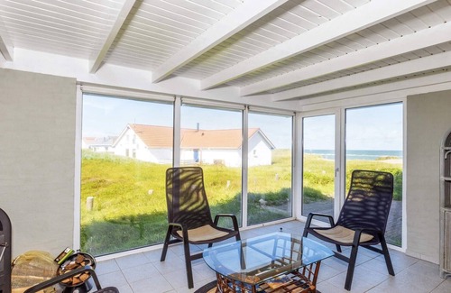 Lild Strand House | 8 person holiday home in Frøstrup-By Traum