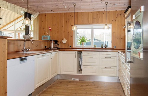 Fjellerup Strand House | 8 person holiday home in Glesborg