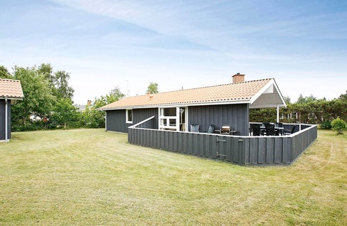 Hadsund House | 8 person holiday home in Hadsund-By Traum