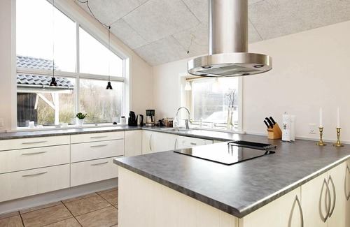 Blavand Strand House | 8 person holiday home in Blåvand