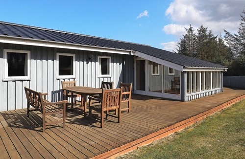 Grønhøj House | 8 person holiday home in Løkken