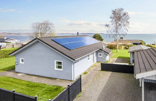 Hvidbjerg Strand House | 8 person holiday home in Børkop