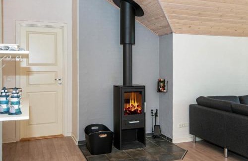 Fjellerup House | 8 person holiday home in Glesborg