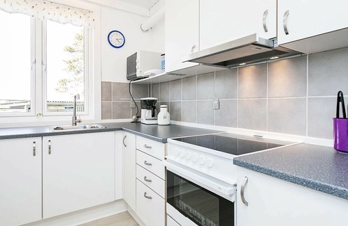 Bratten Strand House | 8 person holiday home in Jerup