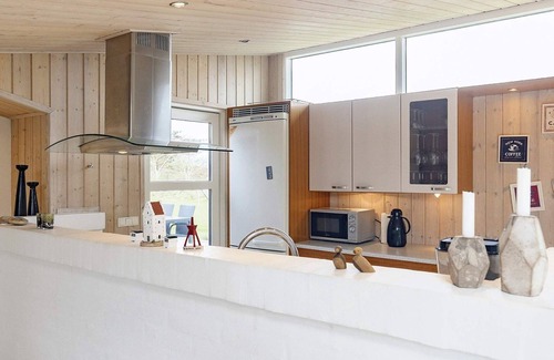 Nørre Lyngby House | 8 person holiday home in Løkken-By Traum