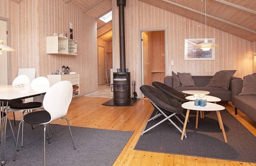 Melby House | 8 person holiday home in Melby