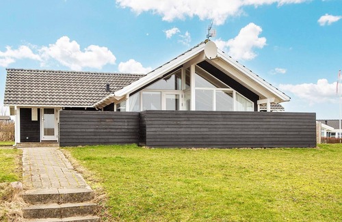 Ronde House | 8 person holiday home in Rønde
