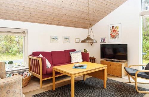 Grena Strand House | 8 person holiday home in Grenaa-By Traum