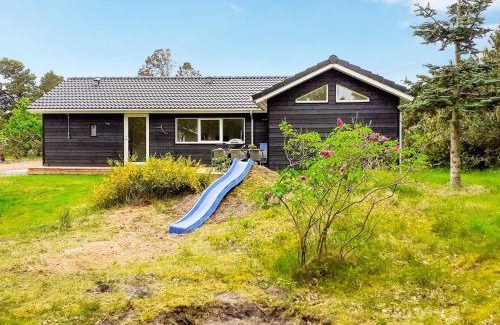 Helberskov Strand House | 8 person holiday home in Hadsund-By Traum