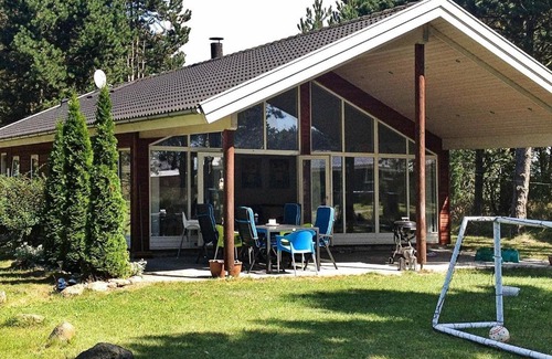 Rodby House | 8 person holiday home in R dby