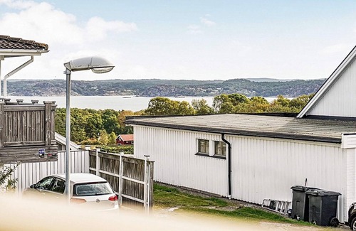 Lysekil House | 8 person holiday home in Lysekil-By Traum