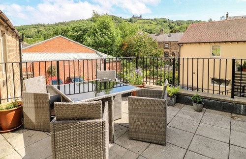 Tansley Cottage | 8 Tawney House