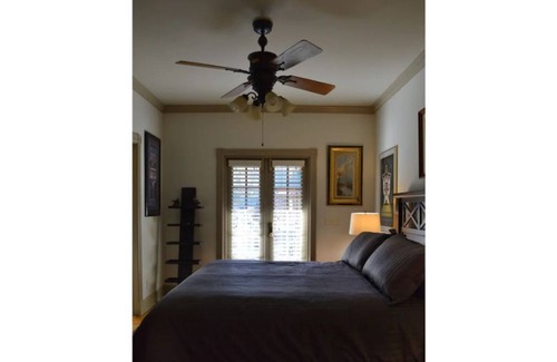 Brunswick House | 804B - One Bedroom Charming Loft w/ Roof Deck Overlooking City
