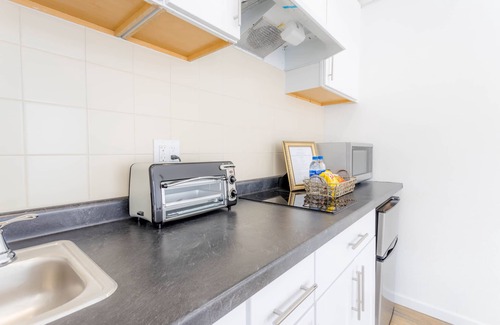Kutzky Park Apartment | 8076-Walk to Mayo-Charming Studio with free Parking